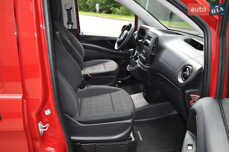 Грузовой фургон Mercedes-Benz Vito 2018 в Киеве