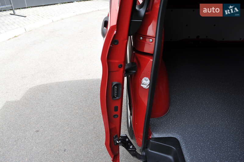 Грузовой фургон Mercedes-Benz Vito 2018 в Киеве