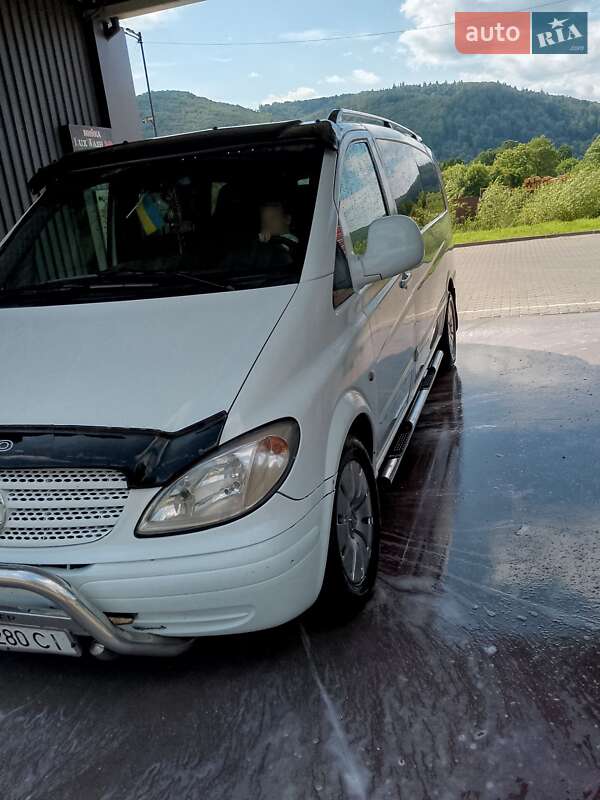 Минивэн Mercedes-Benz Vito 2005 в 