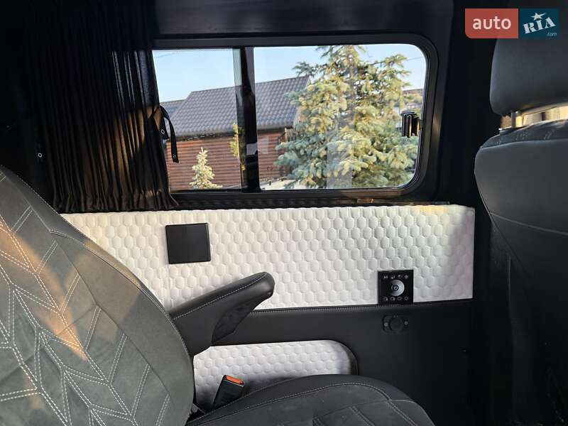 Мінівен Mercedes-Benz Vito 2016 в Львові