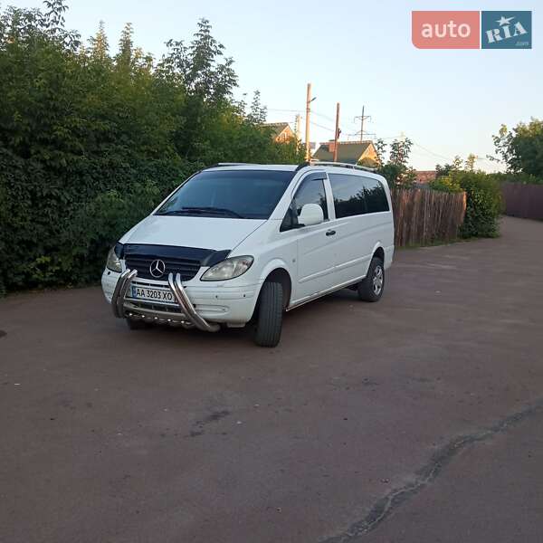 Mercedes-Benz Vito 2012