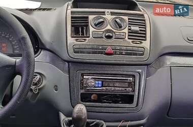 Минивэн Mercedes-Benz Vito 2003 в 
