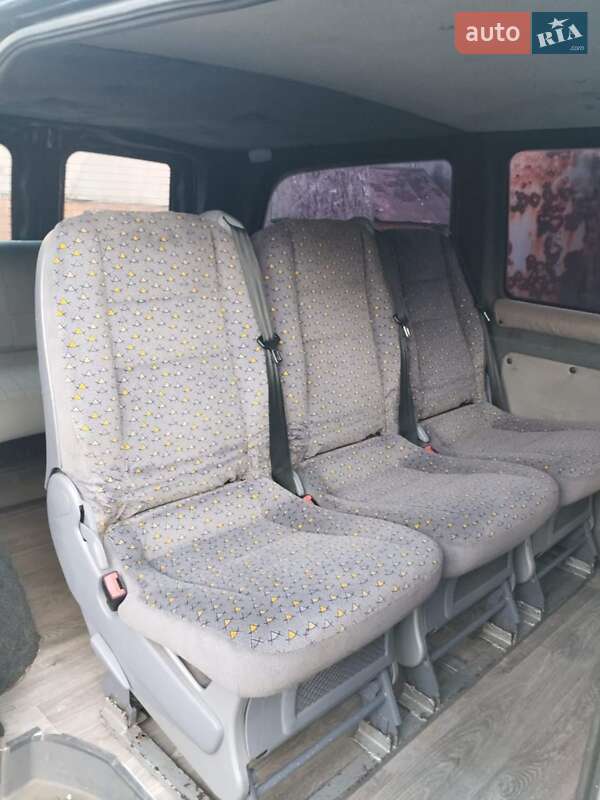 Минивэн Mercedes-Benz Vito 2004 в Никополе