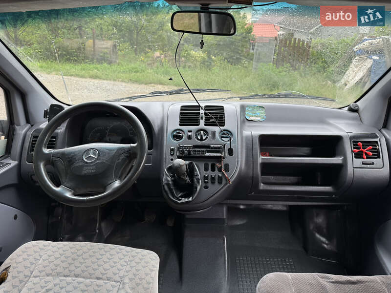 Минивэн Mercedes-Benz Vito 2000 в Черновцах