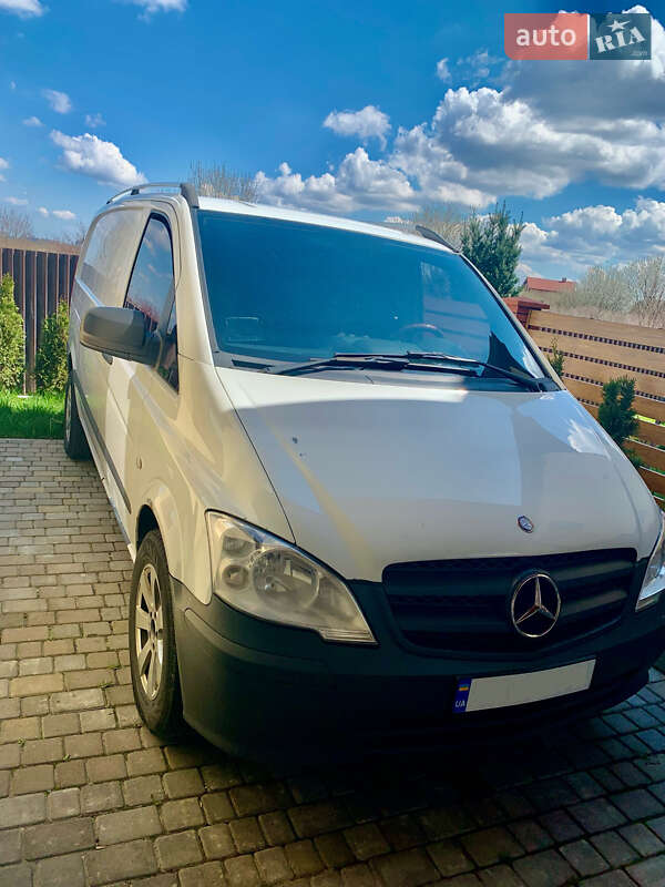 Mercedes-Benz Vito 2012