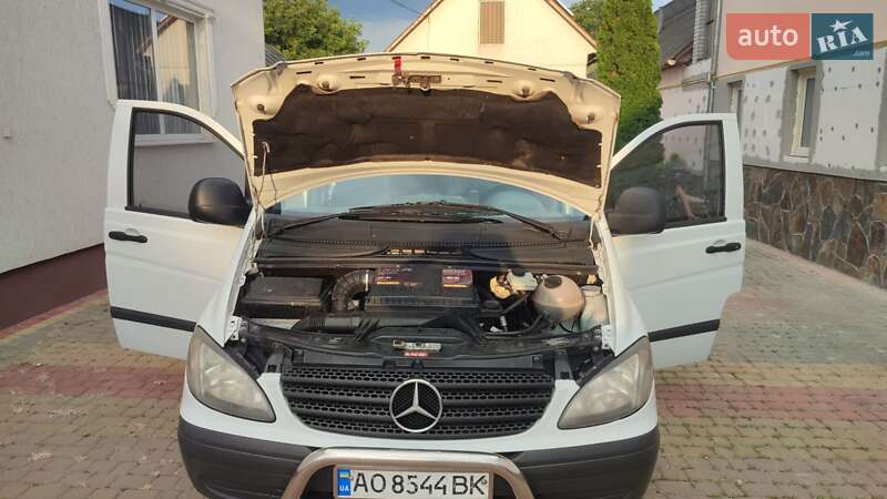 Минивэн Mercedes-Benz Vito 2006 в Мукачево