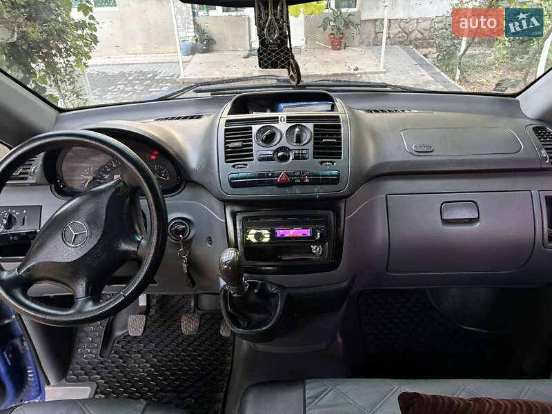 Минивэн Mercedes-Benz Vito 2004 в Татарбунарах