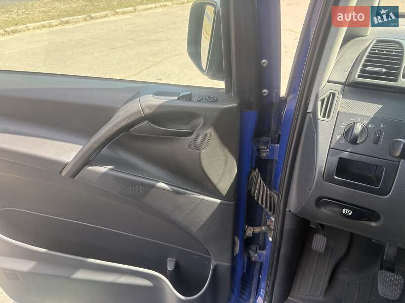 Грузовой фургон Mercedes-Benz Vito 2012 в Черкассах