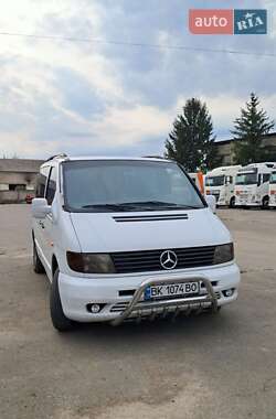 Мінівен Mercedes-Benz Vito 2000 в Березному