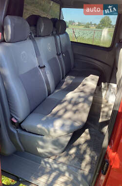 Минивэн Mercedes-Benz Vito 2004 в 