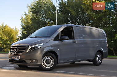 Грузовой фургон Mercedes-Benz Vito 2022 в Киеве