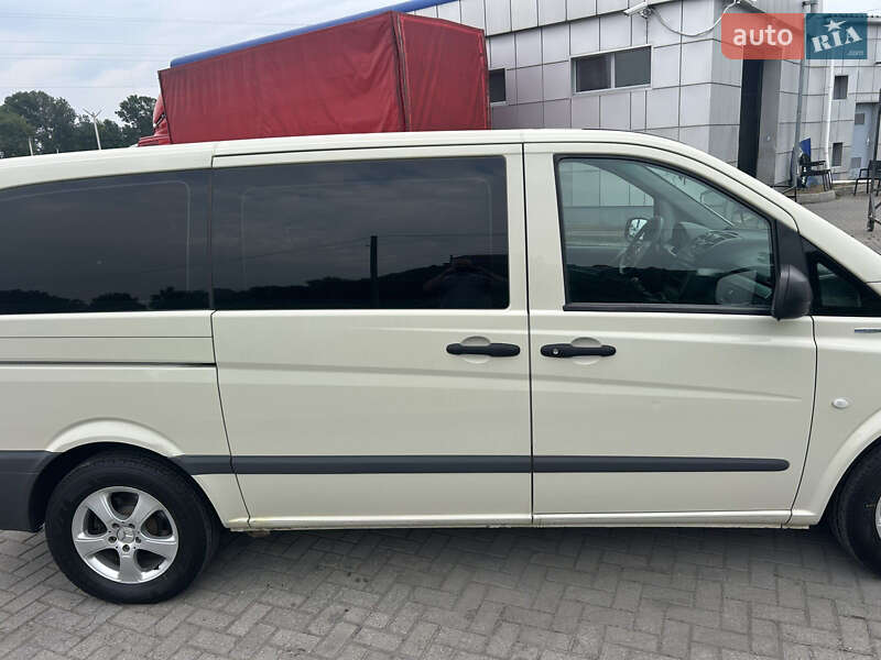 Минивэн Mercedes-Benz Vito 2011 в Мукачево