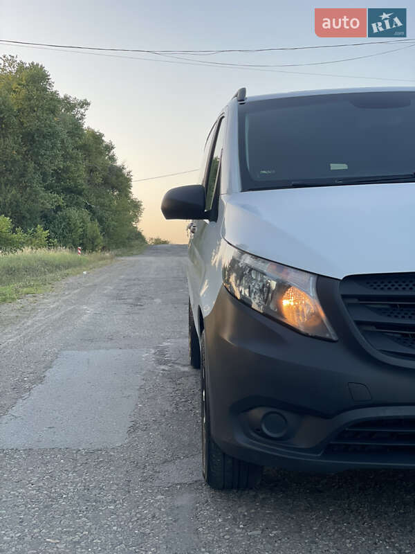 Минивэн Mercedes-Benz Vito 2015 в Сторожинце