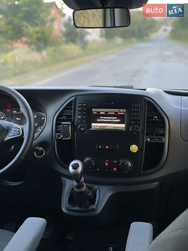 Минивэн Mercedes-Benz Vito 2015 в Сторожинце
