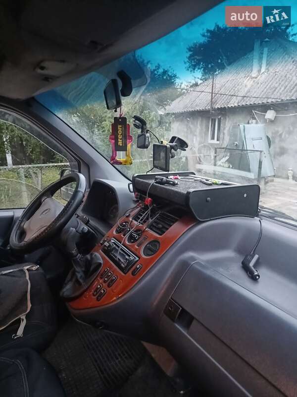 Mercedes-Benz Vito 2003