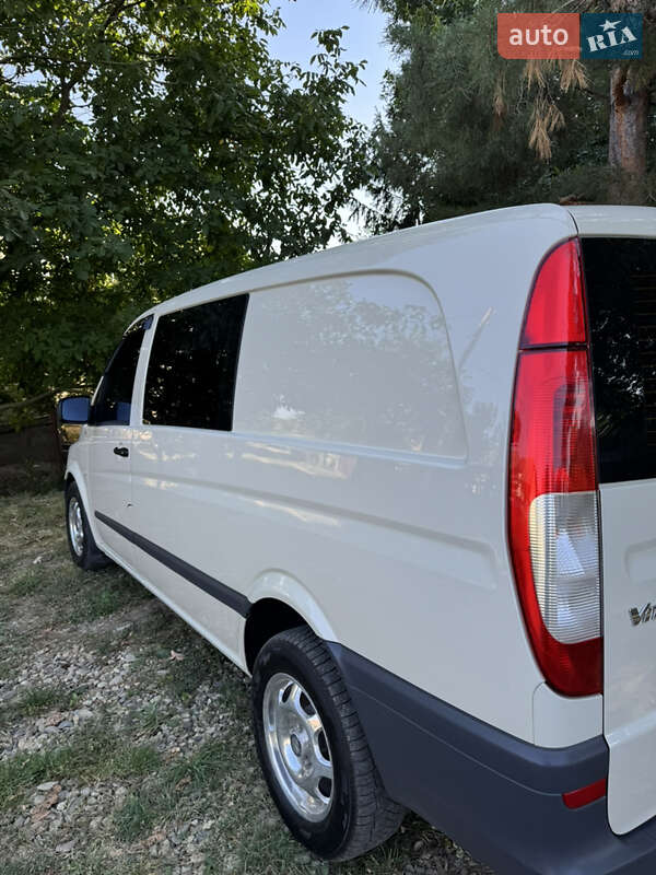 Грузовой фургон Mercedes-Benz Vito 2011 в Черновцах