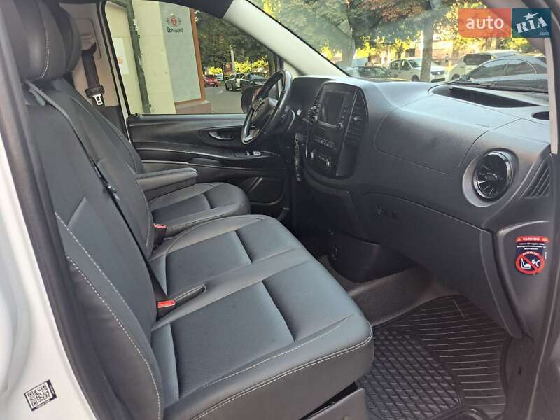 Минивэн Mercedes-Benz Vito 2020 в Черновцах