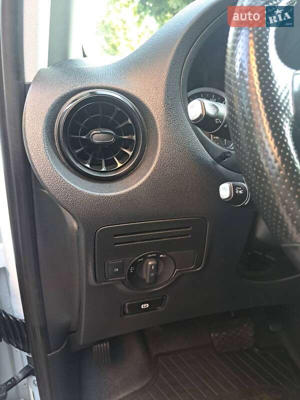 Минивэн Mercedes-Benz Vito 2020 в Черновцах