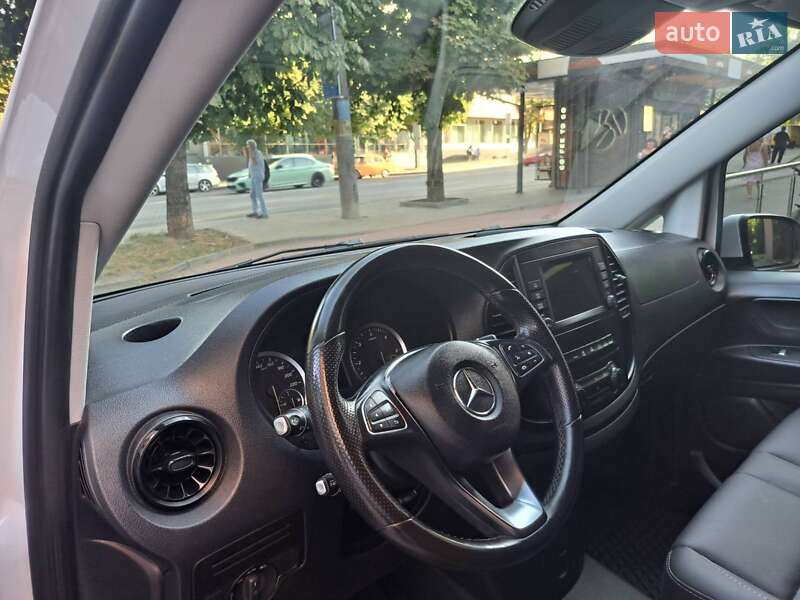 Минивэн Mercedes-Benz Vito 2020 в Черновцах