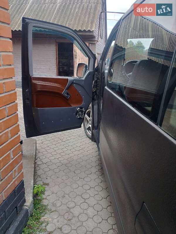 Минивэн Mercedes-Benz Vito 1998 в Миргороде