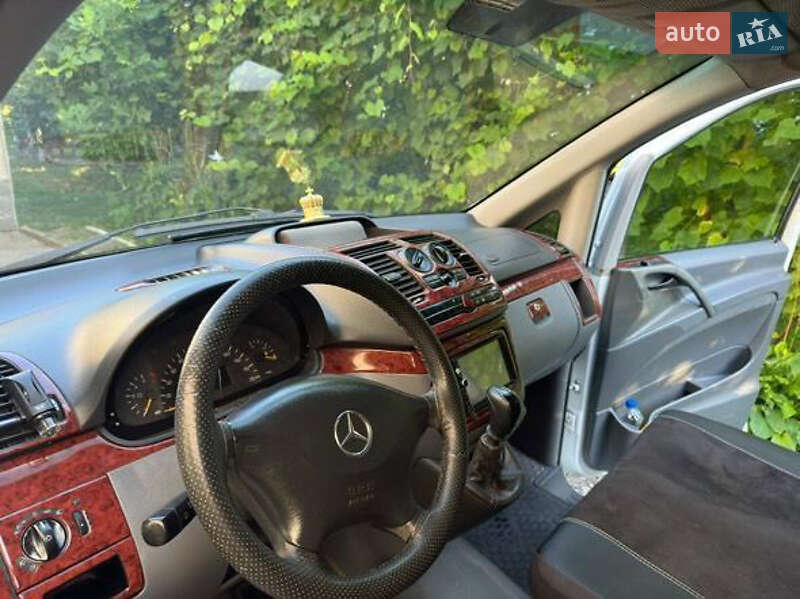 Минивэн Mercedes-Benz Vito 2005 в Иршаве