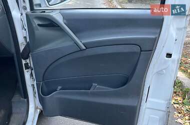 Минивэн Mercedes-Benz Vito 2005 в 