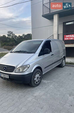Вантажний фургон Mercedes-Benz Vito 2004 в Івано-Франківську