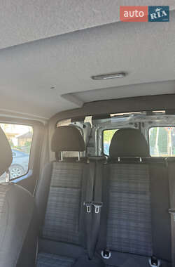 Минивэн Mercedes-Benz Vito 2016 в 