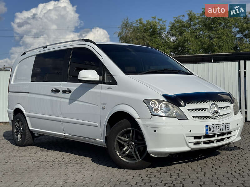 Вантажний фургон Mercedes-Benz Vito 2012 в Мукачевому