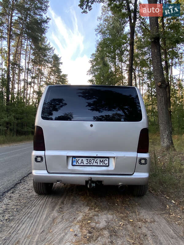 Минивэн Mercedes-Benz Vito 2003 в Буче