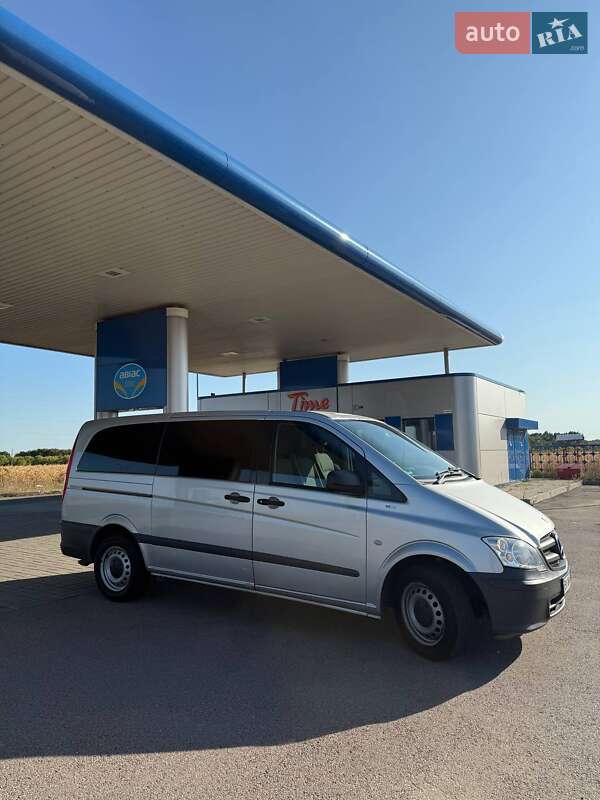 Минивэн Mercedes-Benz Vito 2013 в Хороле