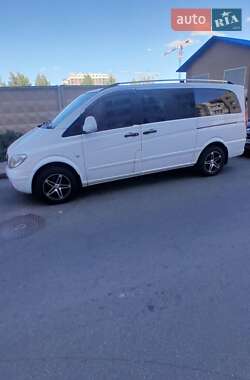 Мінівен Mercedes-Benz Vito 2009 в 
