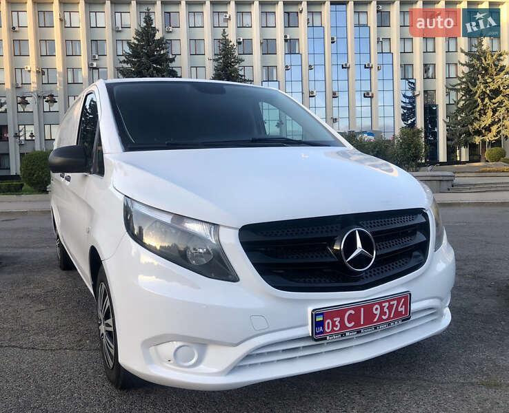 Грузовой фургон Mercedes-Benz Vito 2018 в Ровно