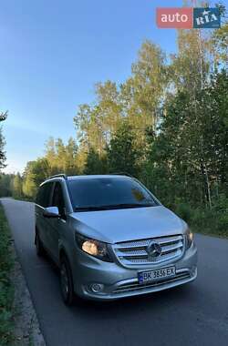 Минивэн Mercedes-Benz Vito 2015 в Сарнах