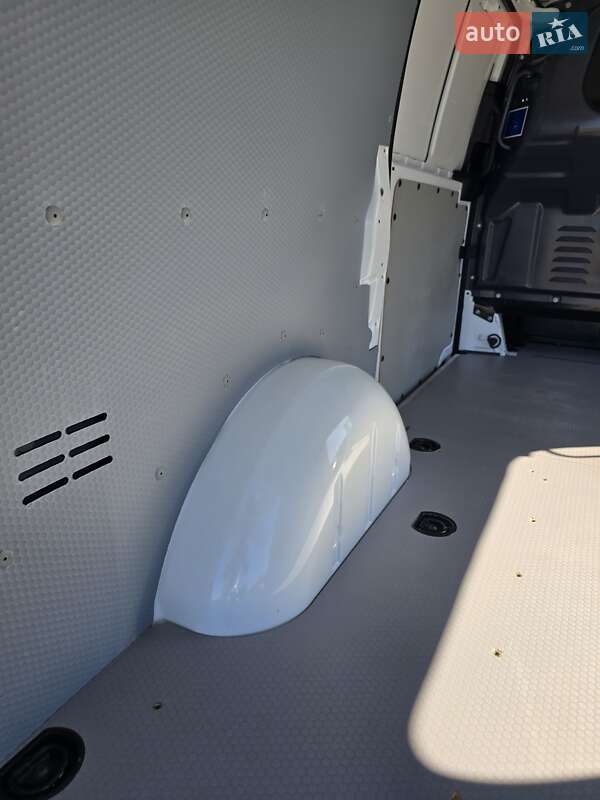 Вантажний фургон Mercedes-Benz Vito 2019 в Луцьку