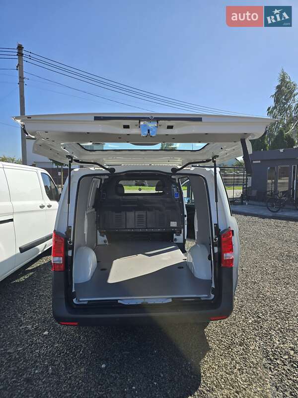 Вантажний фургон Mercedes-Benz Vito 2019 в Луцьку