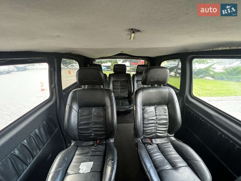 Мінівен Mercedes-Benz Vito 2004 в Києві