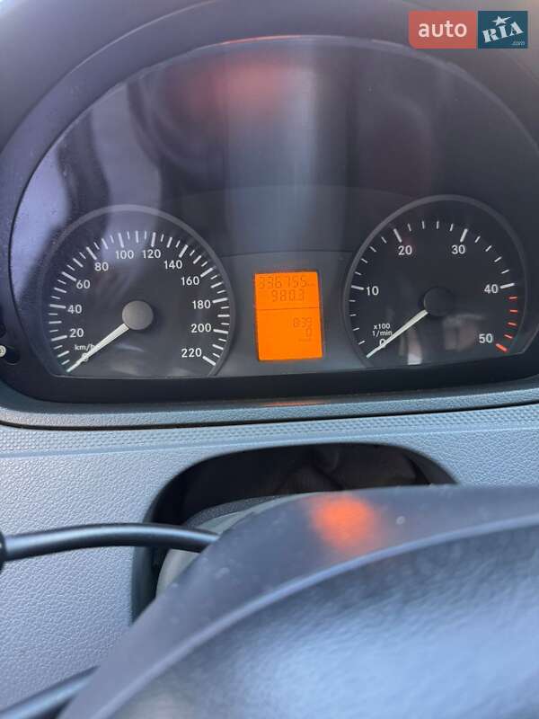 Минивэн Mercedes-Benz Vito 2008 в 