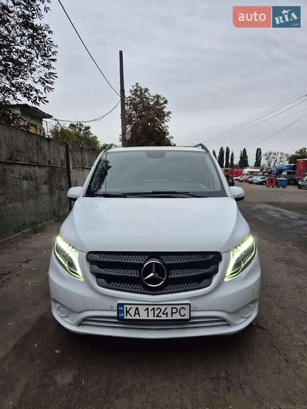 Минивэн Mercedes-Benz Vito 2015 в Киеве