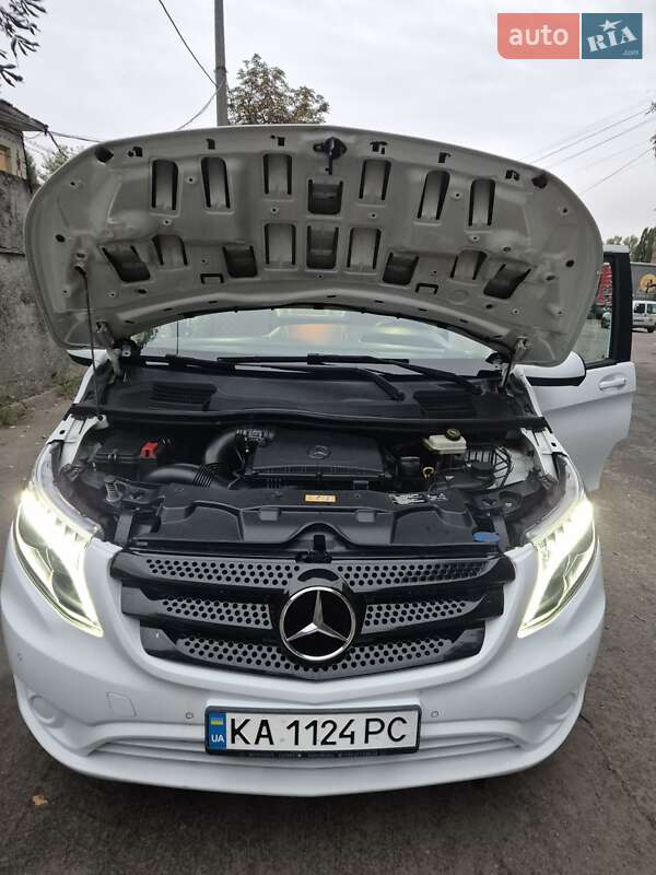 Минивэн Mercedes-Benz Vito 2015 в Киеве