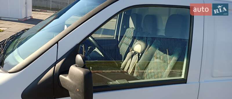 Вантажопасажирський фургон Mercedes-Benz Vito 2001 в Вінниці