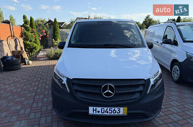 Вантажний фургон Mercedes-Benz Vito 2020 в Житомирі