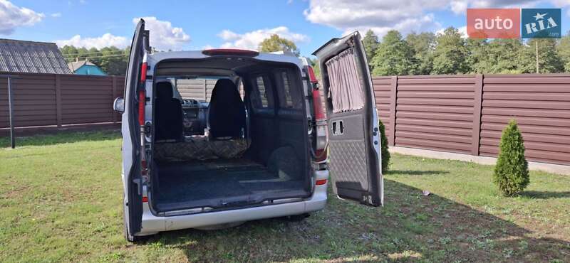 Минивэн Mercedes-Benz Vito 2006 в Ратным