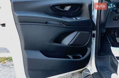 Минивэн Mercedes-Benz Vito 2016 в 