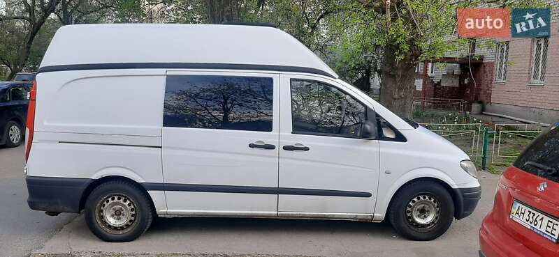 Минивэн Mercedes-Benz Vito 2010 в 