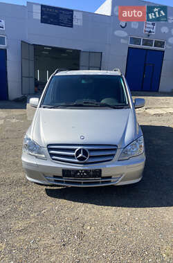 Грузовой фургон Mercedes-Benz Vito 2011 в Новоселице