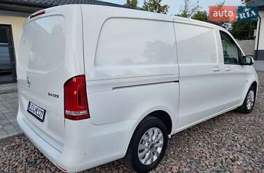 Грузовой фургон Mercedes-Benz Vito 2020 в 