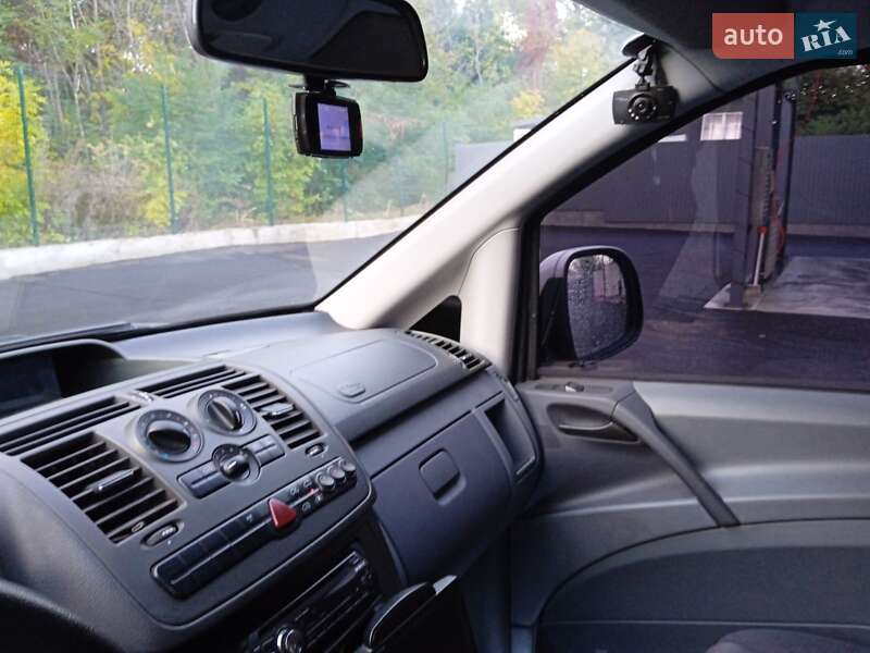 Минивэн Mercedes-Benz Vito 2009 в Киеве