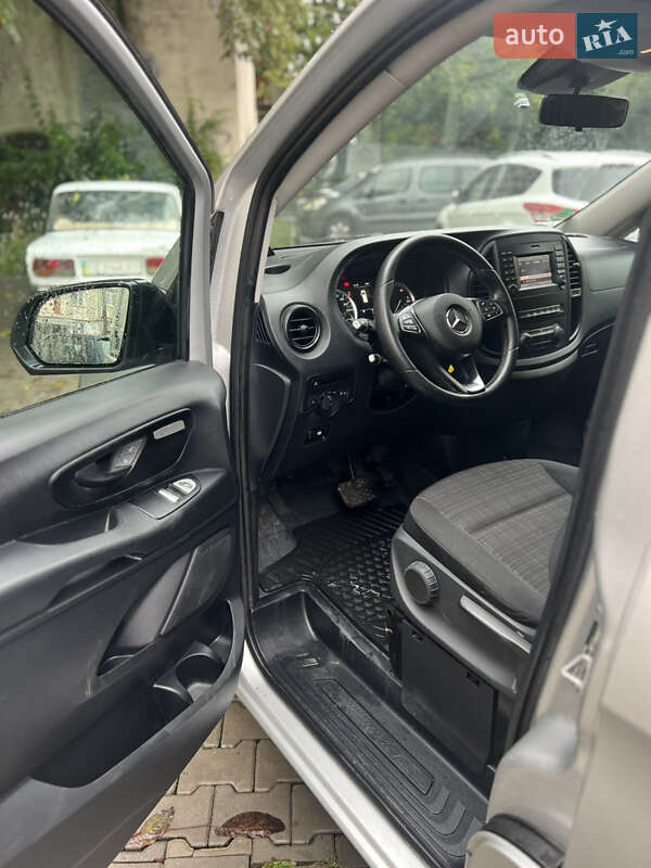 Грузовой фургон Mercedes-Benz Vito 2015 в Черновцах