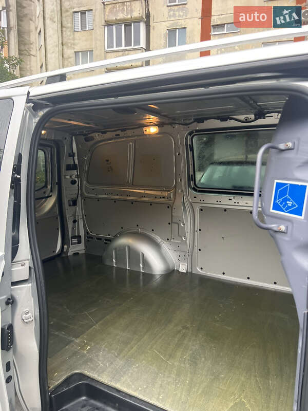 Грузовой фургон Mercedes-Benz Vito 2015 в Черновцах